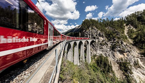 Kolejové divy Švýcarska
