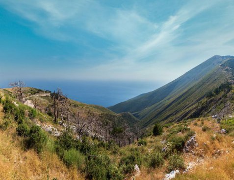 Velký okruh Albánií + STAROBYLÉ MĚSTO GJIROKASTRA + MOŘE 