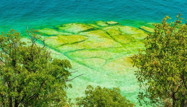 Přírodní krásy v okolí jezera Lago di Garda s koupáním