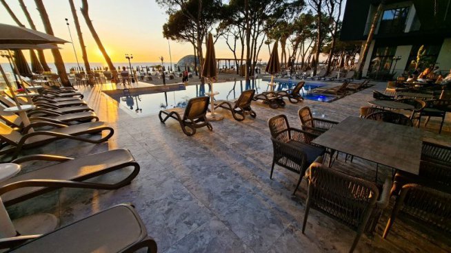 Hotel Alexander Resort