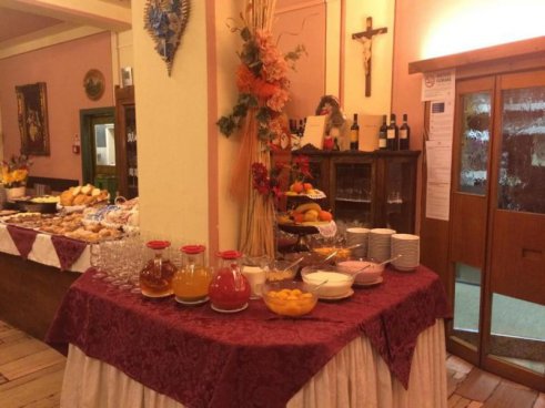 6denní zájezd (denní přejezd) s dopravou, polopenzí a skipasem v ceně – hotel Alle Alpi