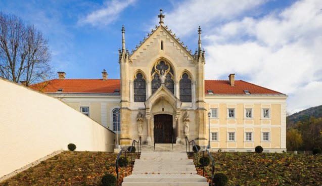 Východní Rakousko + ZÁMEK MAYERLING + ČOKOLÁDOVNA ZOTTER 