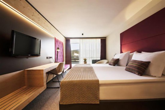 Hotel Rikli Balance - lyžařský balíček s denním přejezdem, bazény a polopenzí v ceně