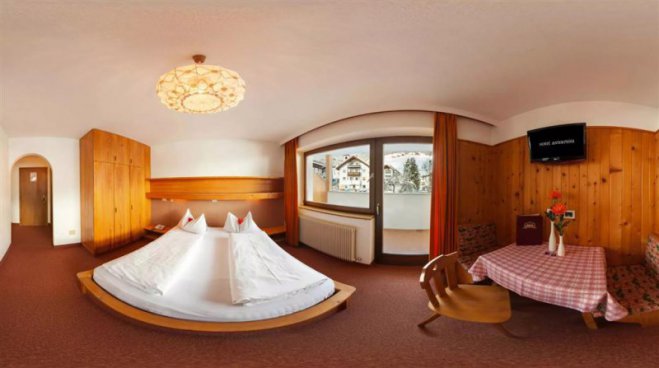 5denní zájezd (denní přejezd) s dopravou, polopenzí a skipasem v ceně – hotel Antermoia