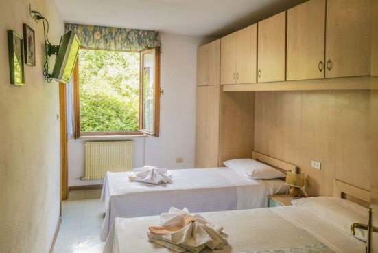 5denní zájezd s dopravou, polopenzí a skipasem v ceně – hotely různé Paganella
