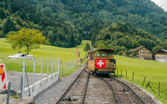 Srdce Švýcarska vlakem s TOP lanovkami v ceně