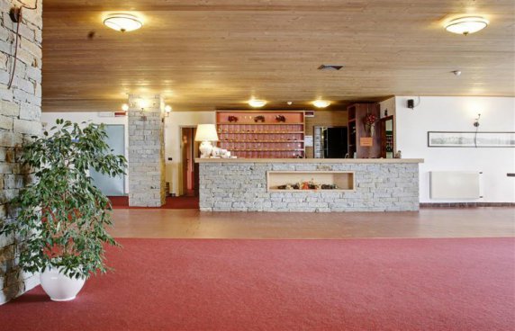 5denní zájezd s dopravou, polopenzí a skipasem v ceně – hotel Girasole