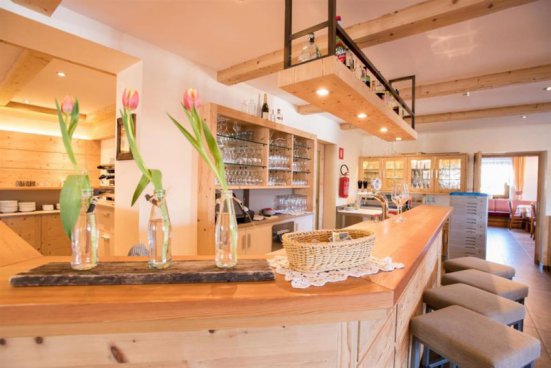 5denní zájezd (denní přejezd) s dopravou, polopenzí a skipasem v ceně – hotel Putia