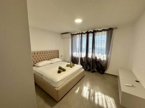 Blue Duplex letecky Praha, 7 nocí