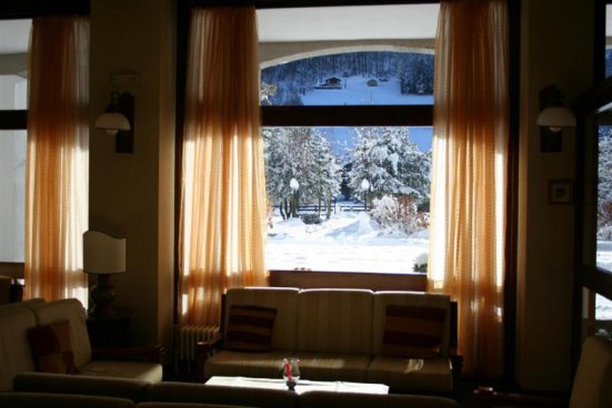 5denní zájezd s dopravou, polopenzí a skipasem v ceně – hotel Urri