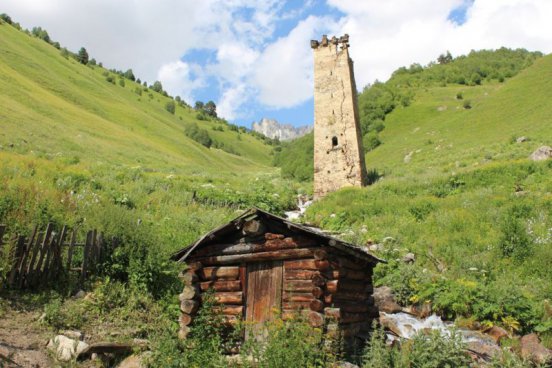Turistický zájezd - Gruzínská odysea