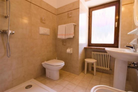 5denní zájezd (denní přejezd) s dopravou, polopenzí a skipasem v ceně – hotel Centrale