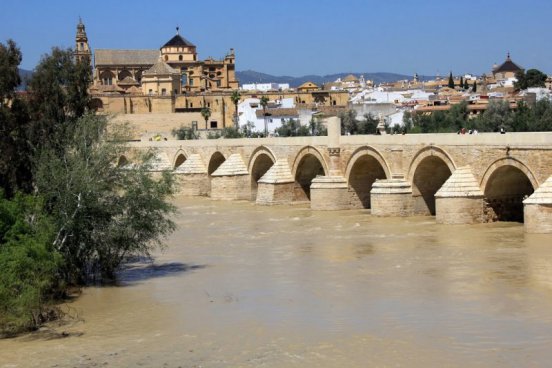 VELIKONOCE V ANDALUSII