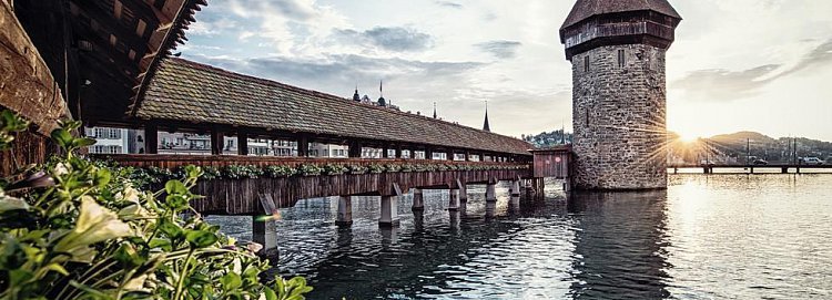 Rozkvetlé jarní Švýcarsko