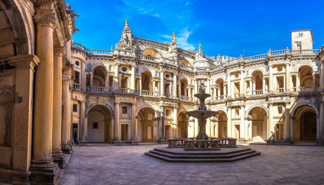 Střední Portugalsko + VÝLETNÍ JÍZDA ŽELEZNICÍ + TEMPLÁŘSKÝ KLÁŠTER A LISABON 