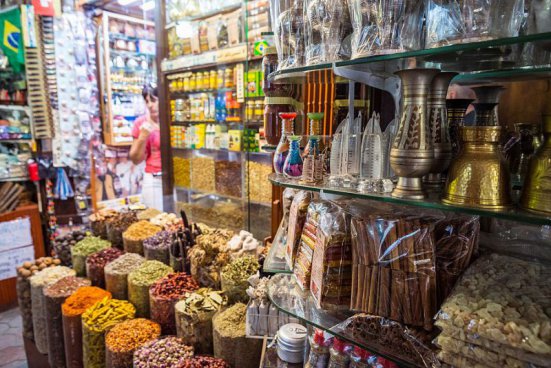 Dámská jízda v Dubaji + PLAVBA V DUBAI MARINA + LET BALÓNEM 