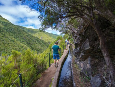 MADEIRA – OSTROVNÍ RÁJ S TURISTIKOU