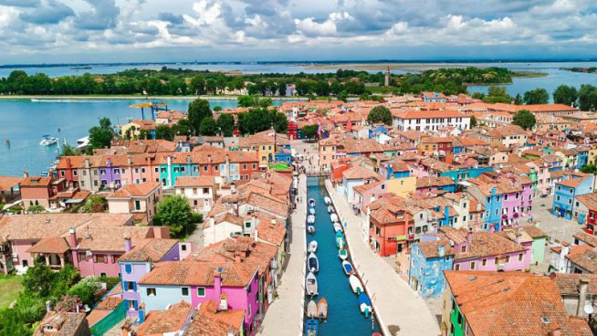 Karneval v Benátkách + OSTROV RYBÁŘŮ A KRAJEK BURANO 