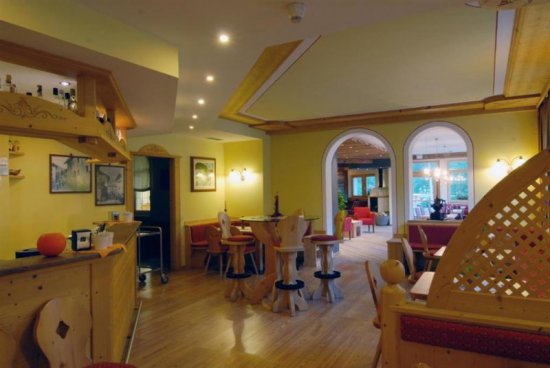 6denní velikonoční zájezd s polopenzí a skipasem – hotel Plank