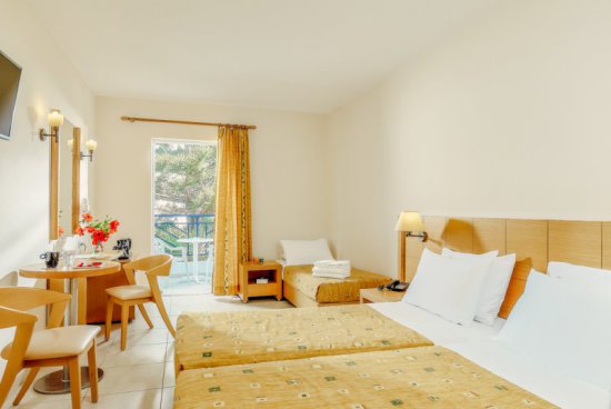 Hotel Astir Beach