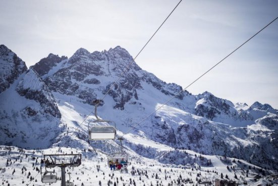 6denní zájezd (denní přejezd) s polopenzí a skipasem v ceně – hotely různé Passo Tonale a okolí
