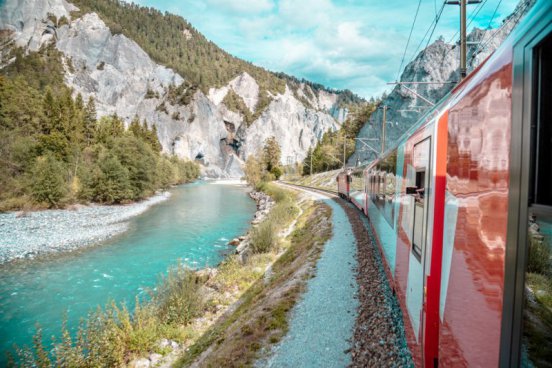 Švýcarsko letecky - Matterhorn, ledovce i víno s vlaky a lanovkami v ceně